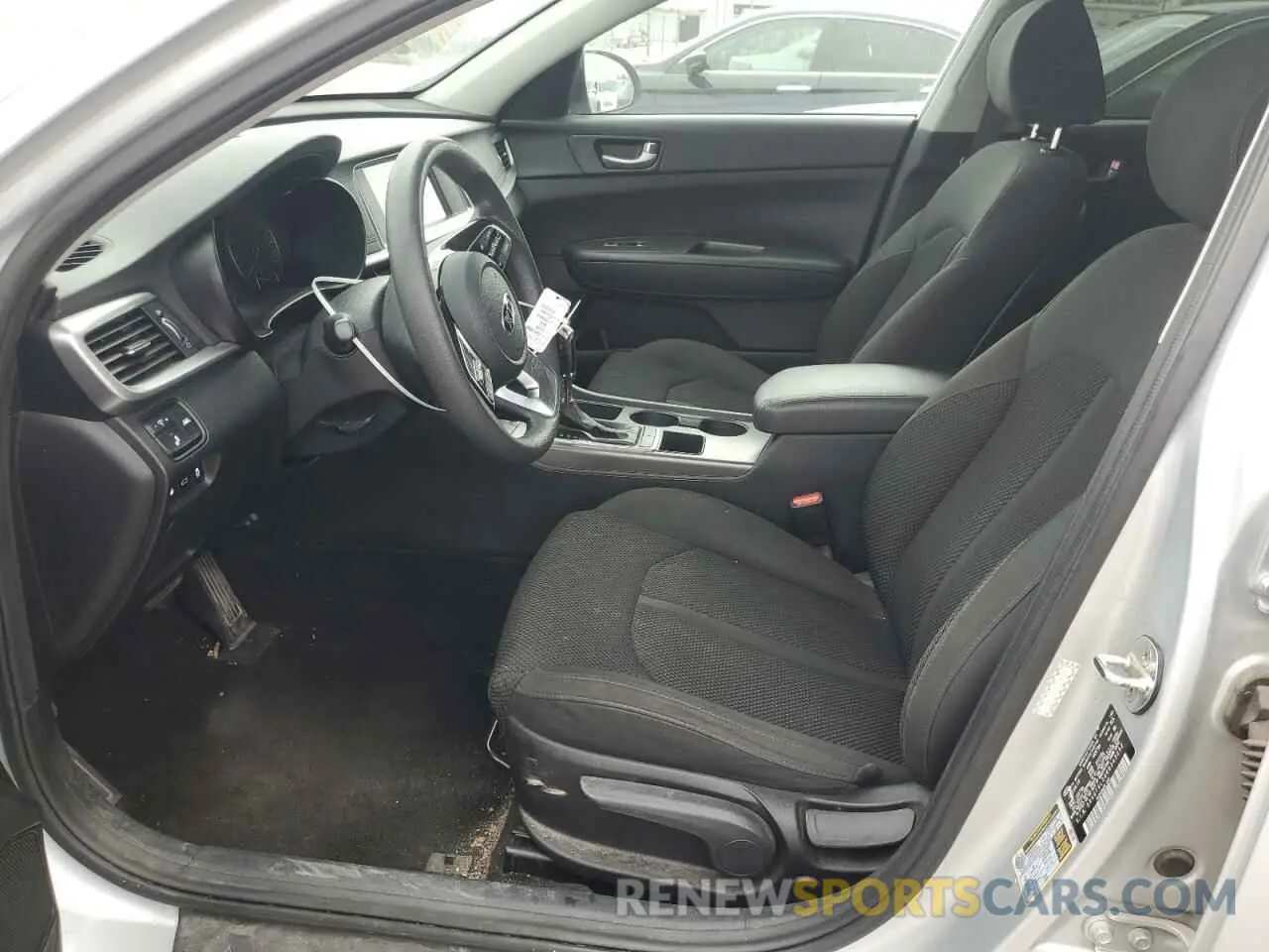 7 fotografías del automóvil dañado 5XXGT4L36KG343092 KIA OPTIMA 2019