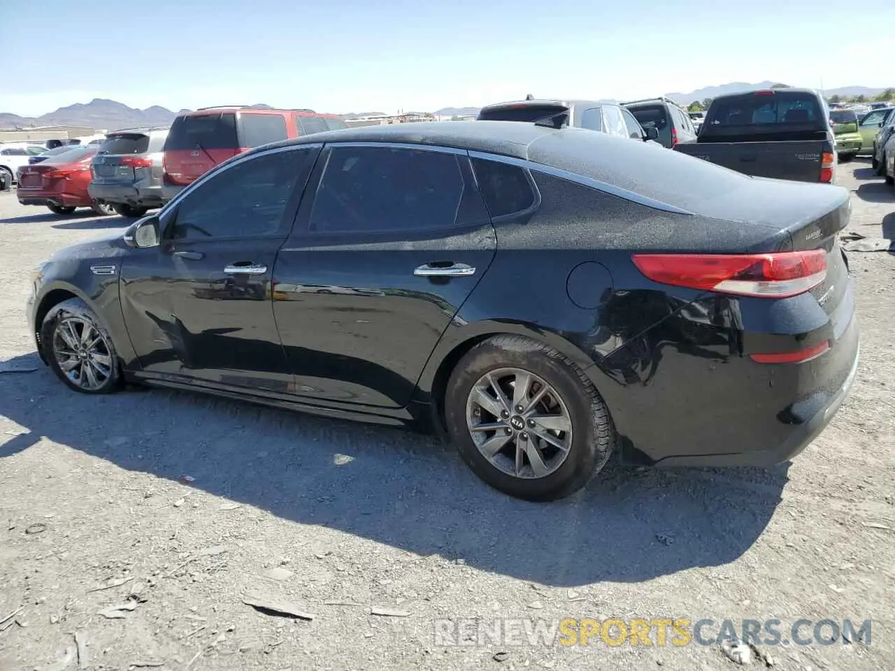 2 fotografías del automóvil dañado 5XXGT4L37KG275160 KIA OPTIMA 2019