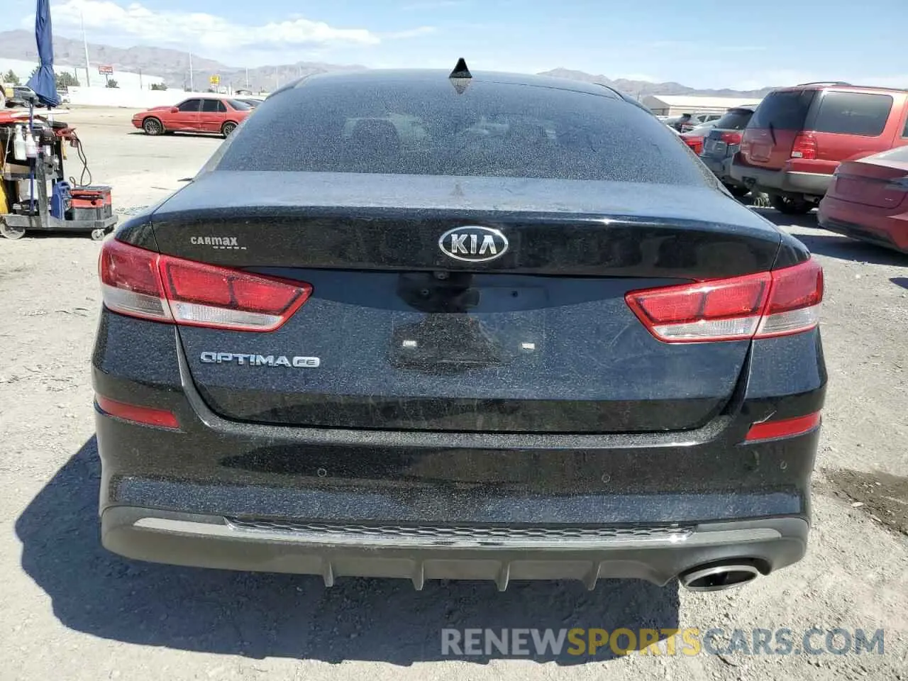 6 fotografías del automóvil dañado 5XXGT4L37KG275160 KIA OPTIMA 2019