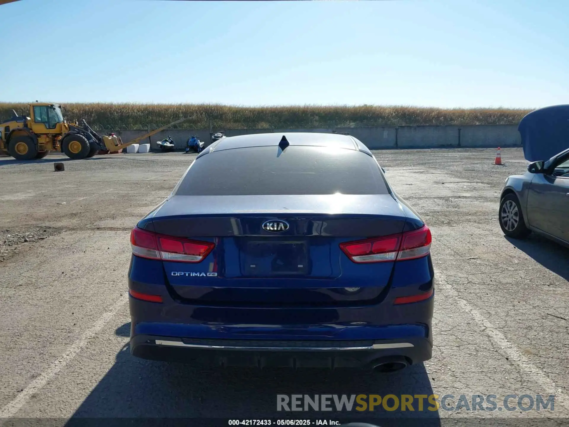 15 fotografías del automóvil dañado 5XXGT4L37KG277717 KIA OPTIMA 2019