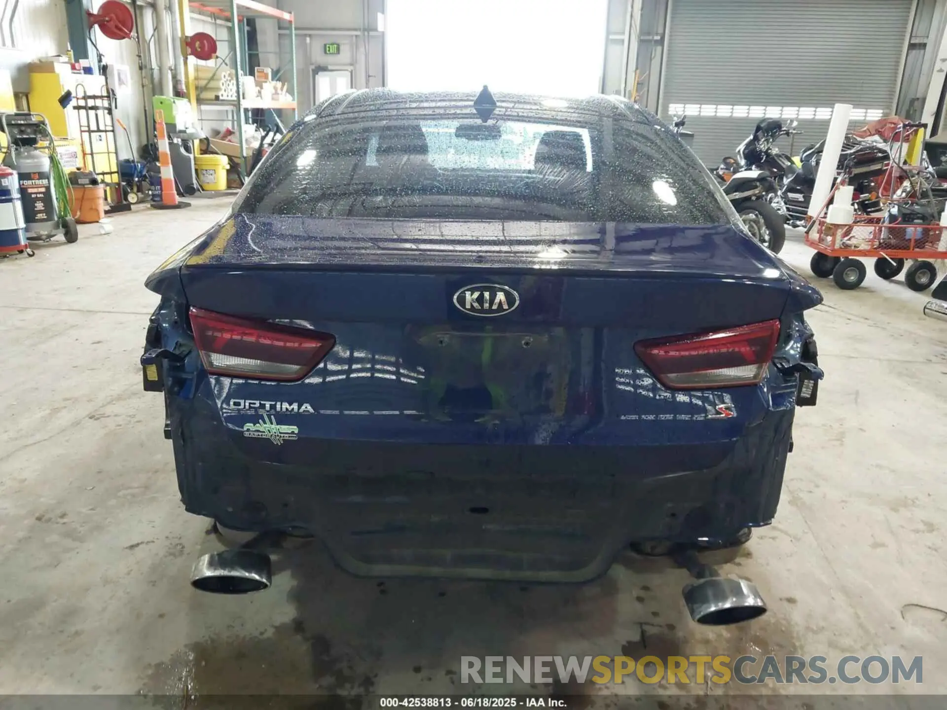 16 fotografías del automóvil dañado 5XXGT4L37KG288054 KIA OPTIMA 2019