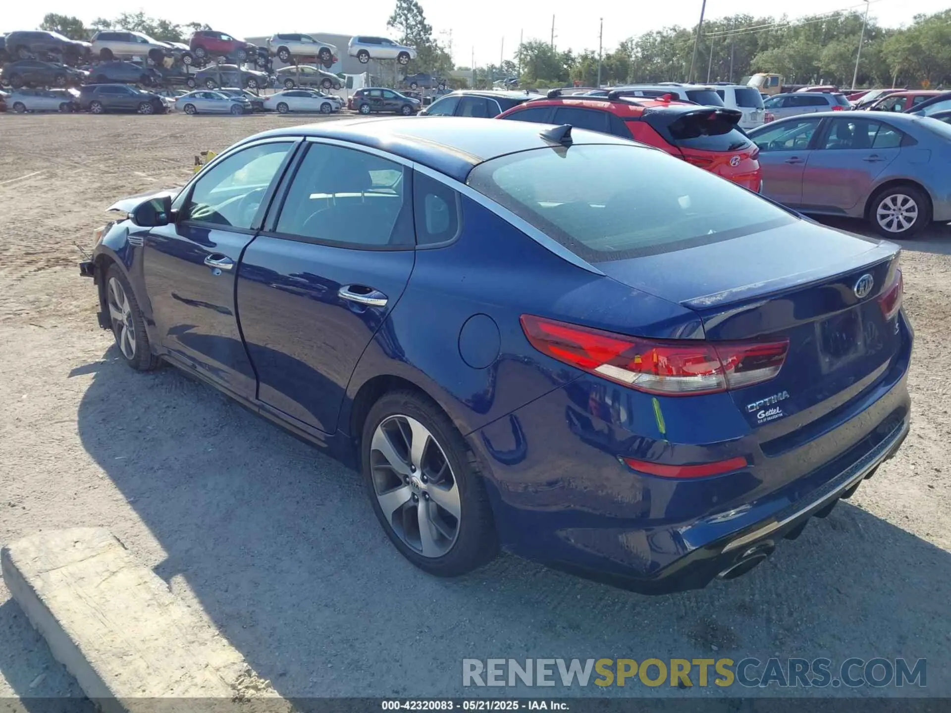 3 fotografías del automóvil dañado 5XXGT4L37KG289897 KIA OPTIMA 2019
