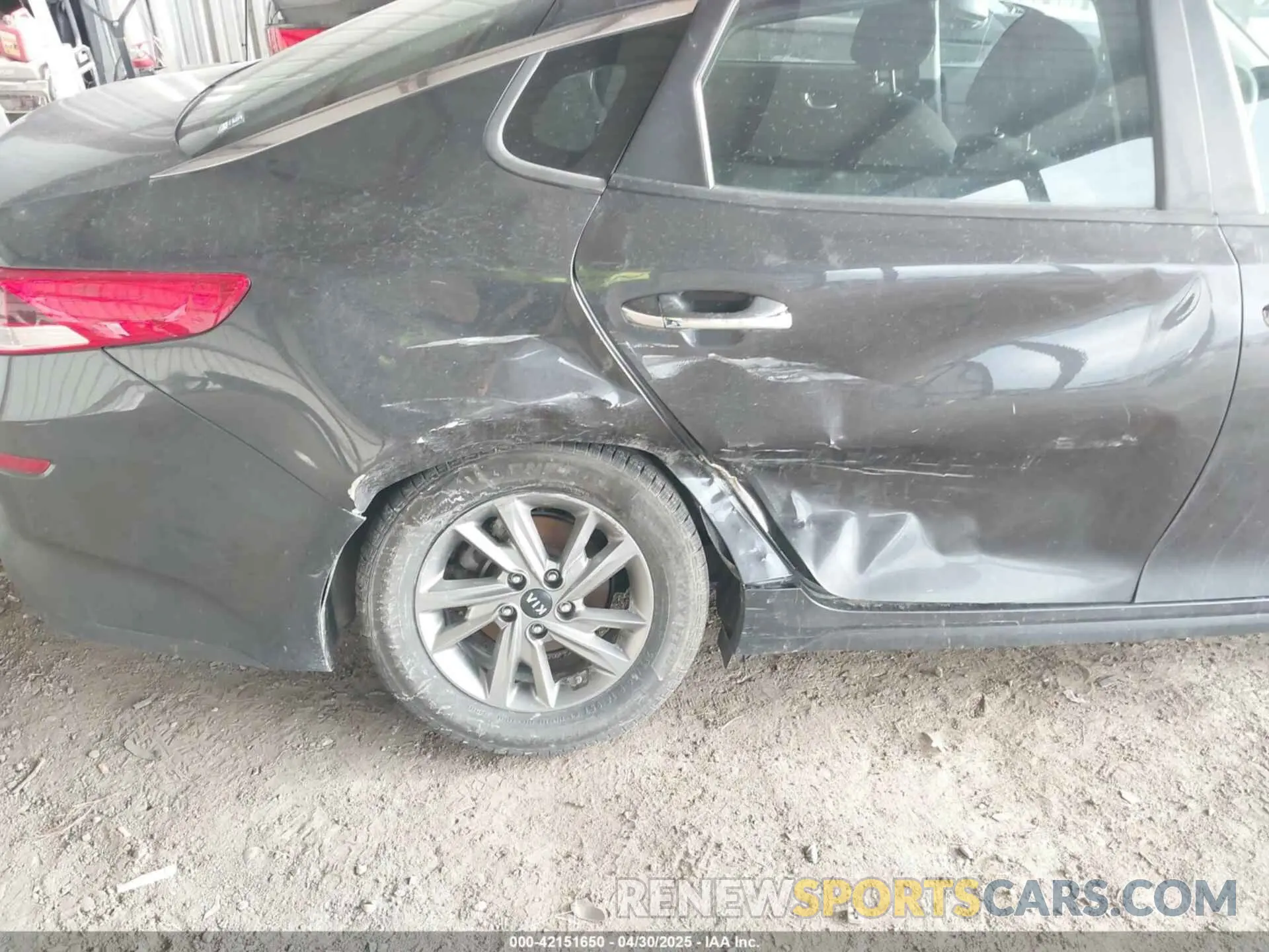 6 fotografías del automóvil dañado 5XXGT4L37KG293349 KIA OPTIMA 2019