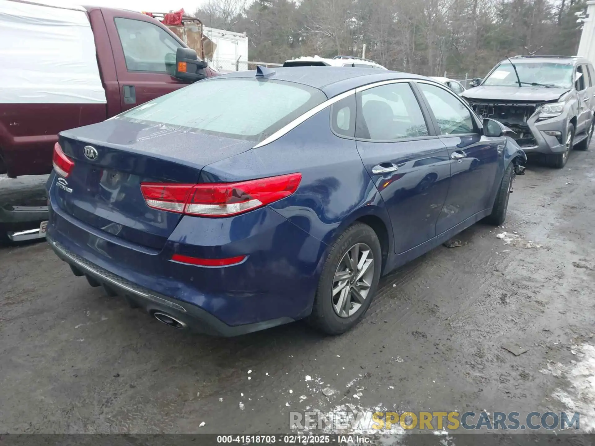 4 fotografías del automóvil dañado 5XXGT4L37KG312708 KIA OPTIMA 2019