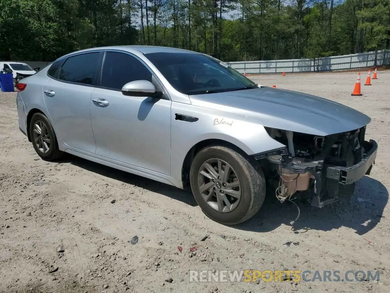 4 fotografías del automóvil dañado 5XXGT4L37KG325491 KIA OPTIMA 2019