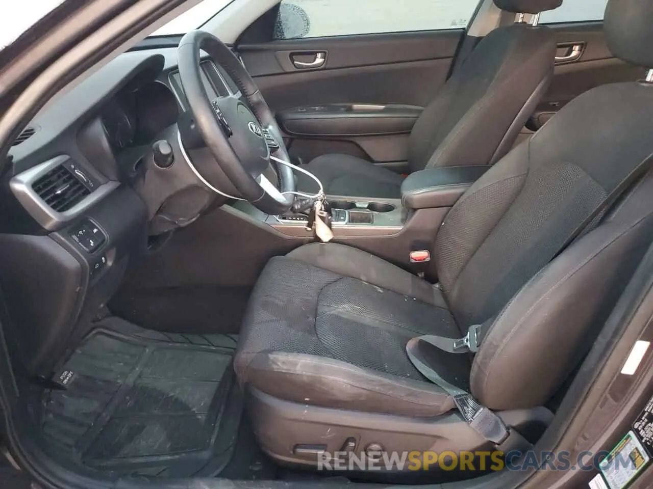 7 fotografías del automóvil dañado 5XXGT4L37KG325863 KIA OPTIMA 2019
