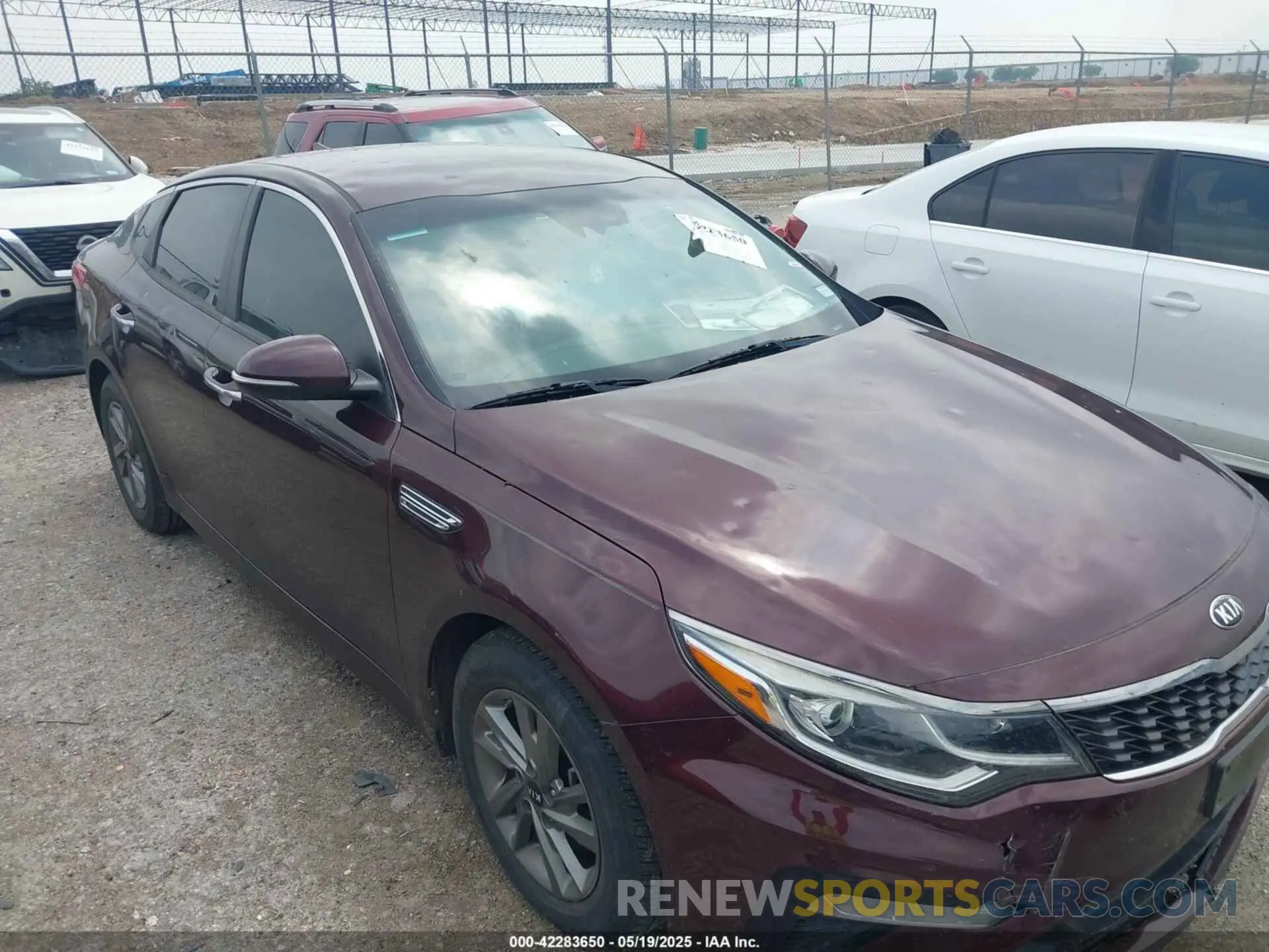 6 fotografías del automóvil dañado 5XXGT4L37KG336118 KIA OPTIMA 2019