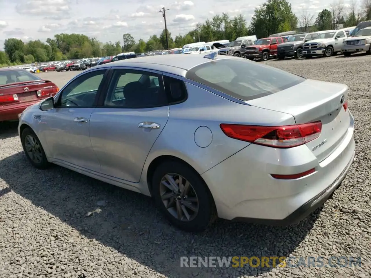 2 fotografías del automóvil dañado 5XXGT4L37KG357499 KIA OPTIMA 2019