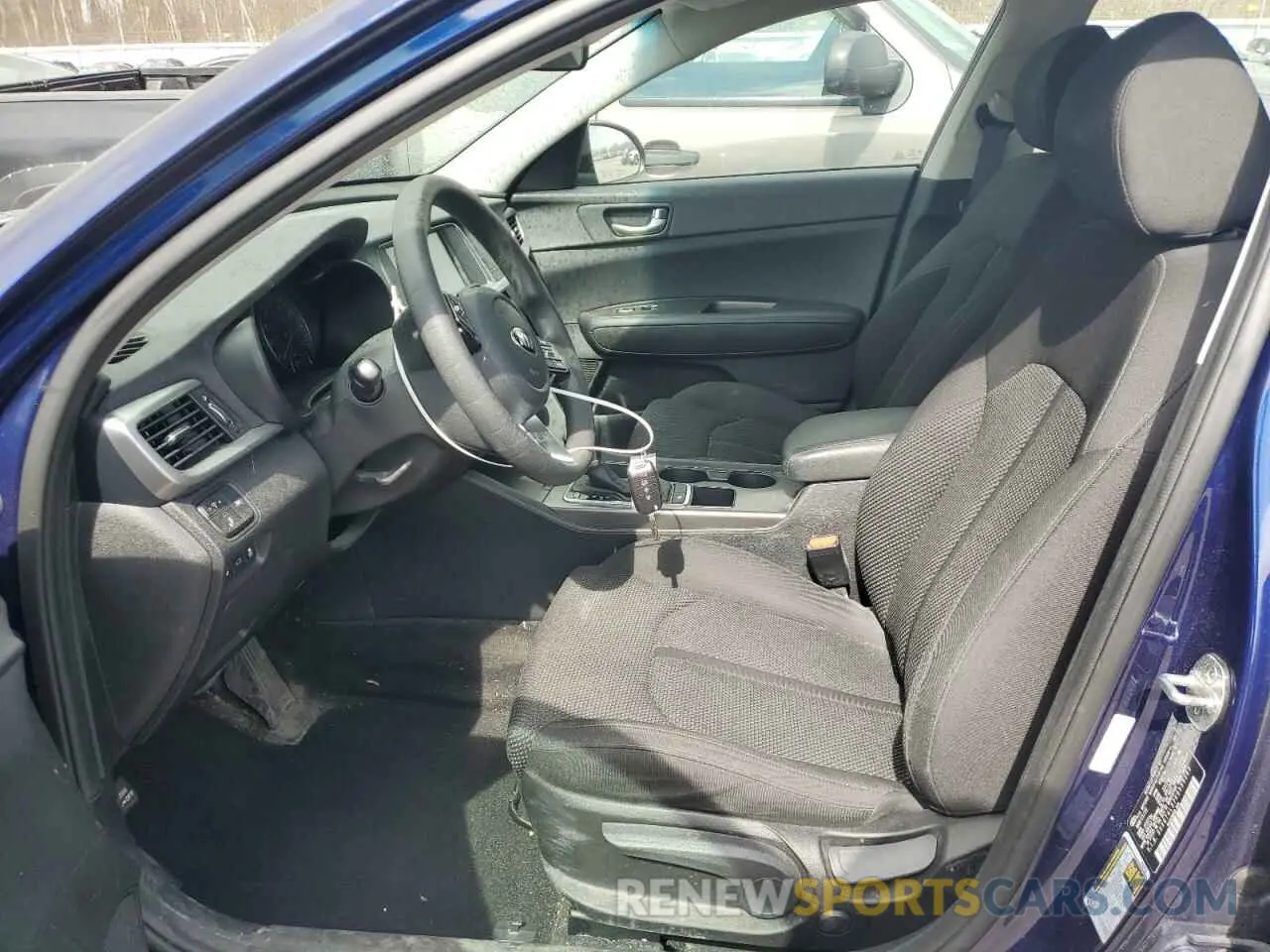 7 fotografías del automóvil dañado 5XXGT4L37KG359365 KIA OPTIMA 2019