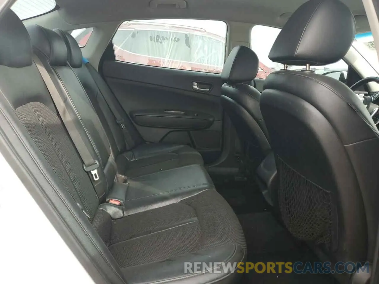 10 fotografías del automóvil dañado 5XXGT4L38KG291223 KIA OPTIMA 2019