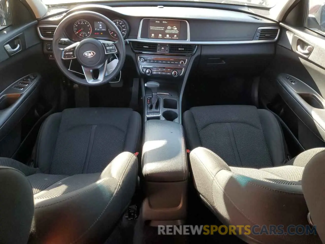 8 fotografías del automóvil dañado 5XXGT4L38KG333602 KIA OPTIMA 2019