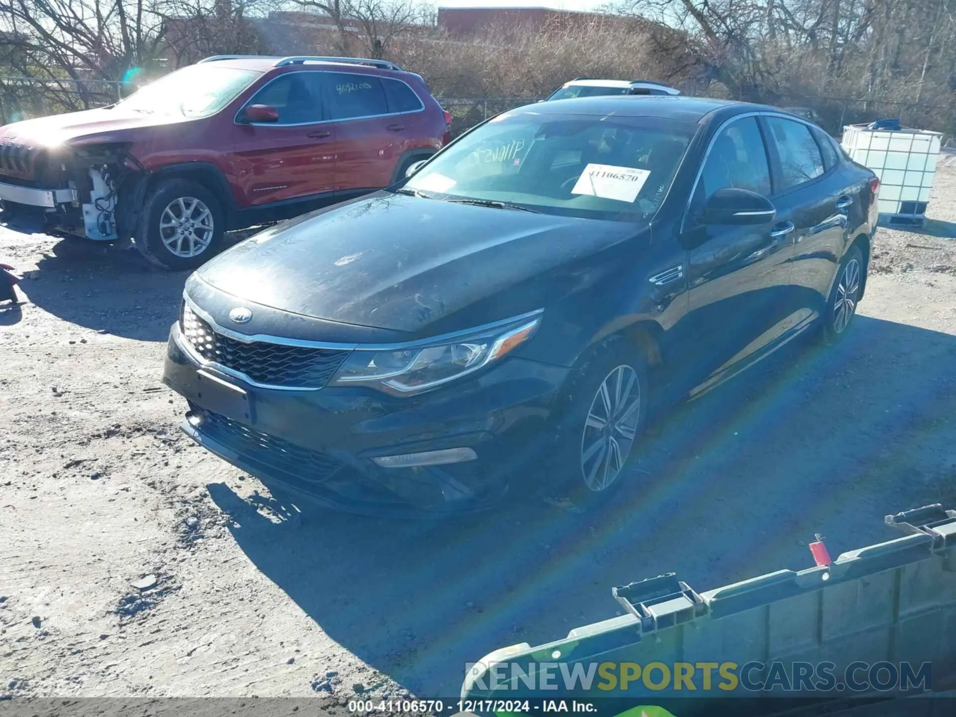 2 fotografías del automóvil dañado 5XXGT4L38KG351064 KIA OPTIMA 2019