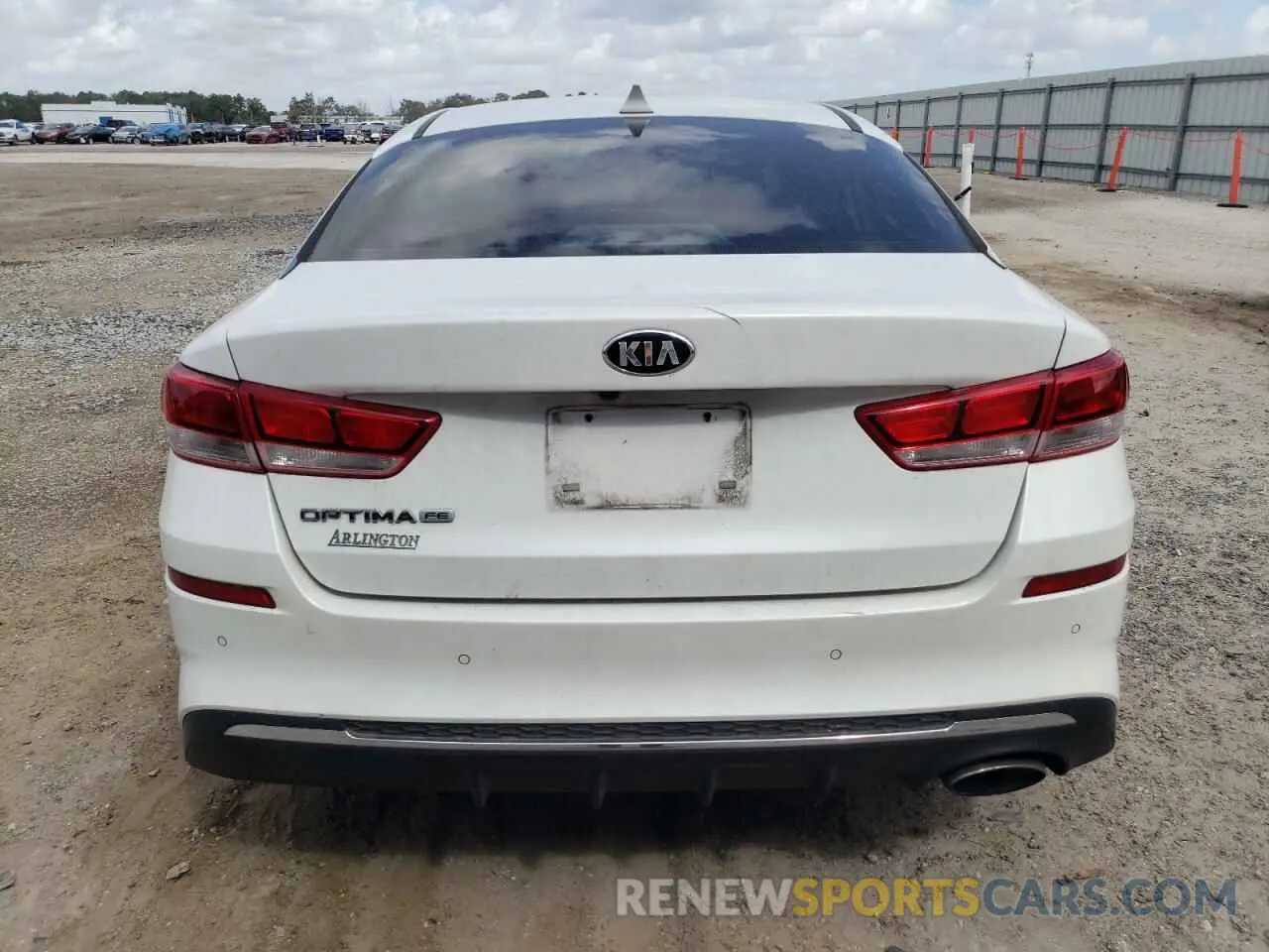 6 fotografías del automóvil dañado 5XXGT4L38KG352389 KIA OPTIMA 2019
