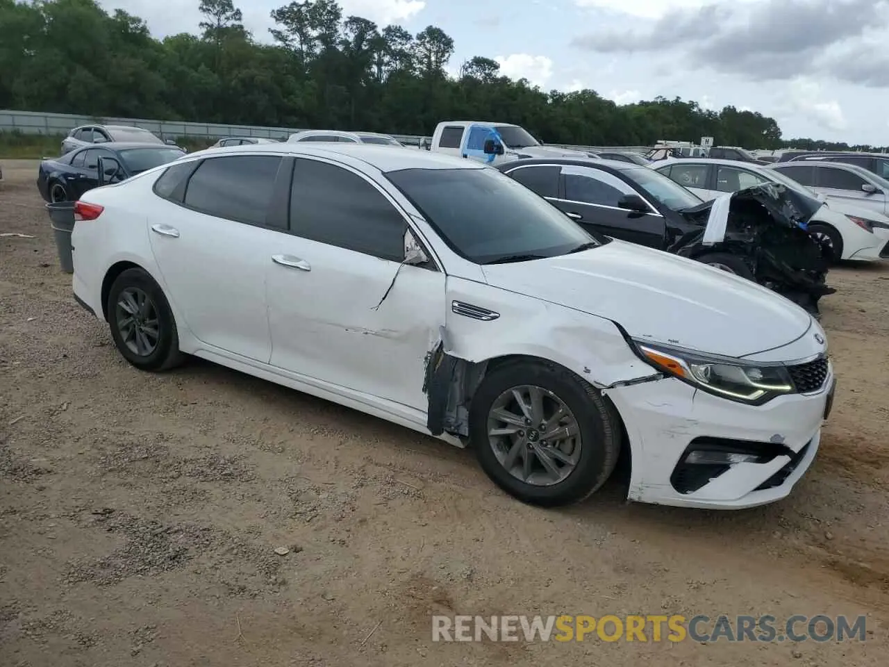 4 fotografías del automóvil dañado 5XXGT4L38KG357754 KIA OPTIMA 2019