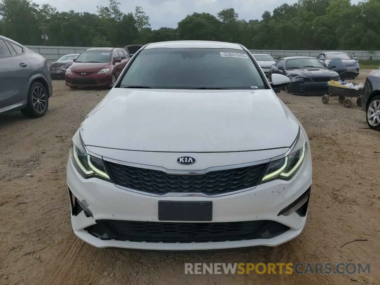 5 fotografías del automóvil dañado 5XXGT4L38KG357754 KIA OPTIMA 2019