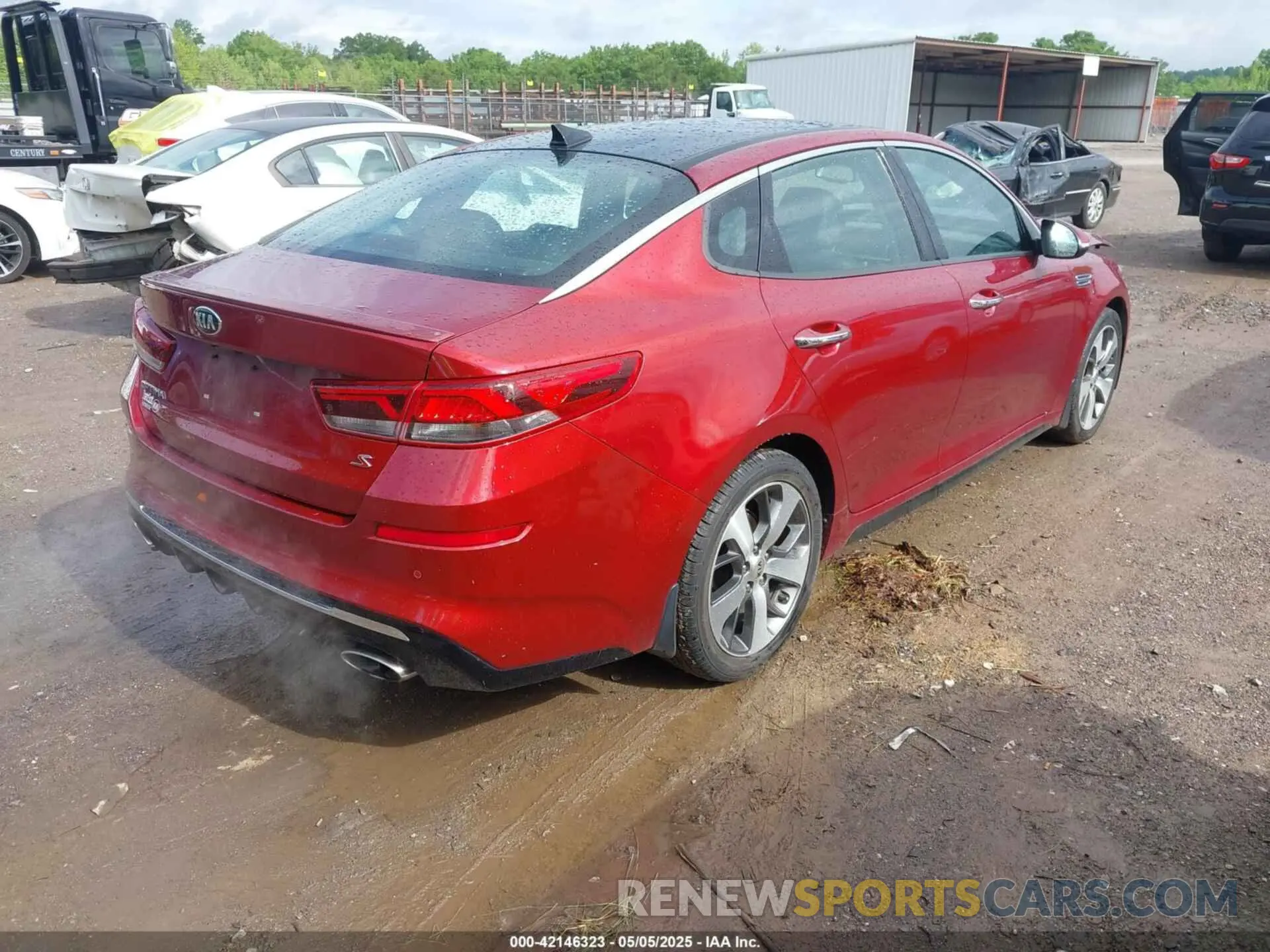 4 fotografías del automóvil dañado 5XXGT4L38KG375686 KIA OPTIMA 2019