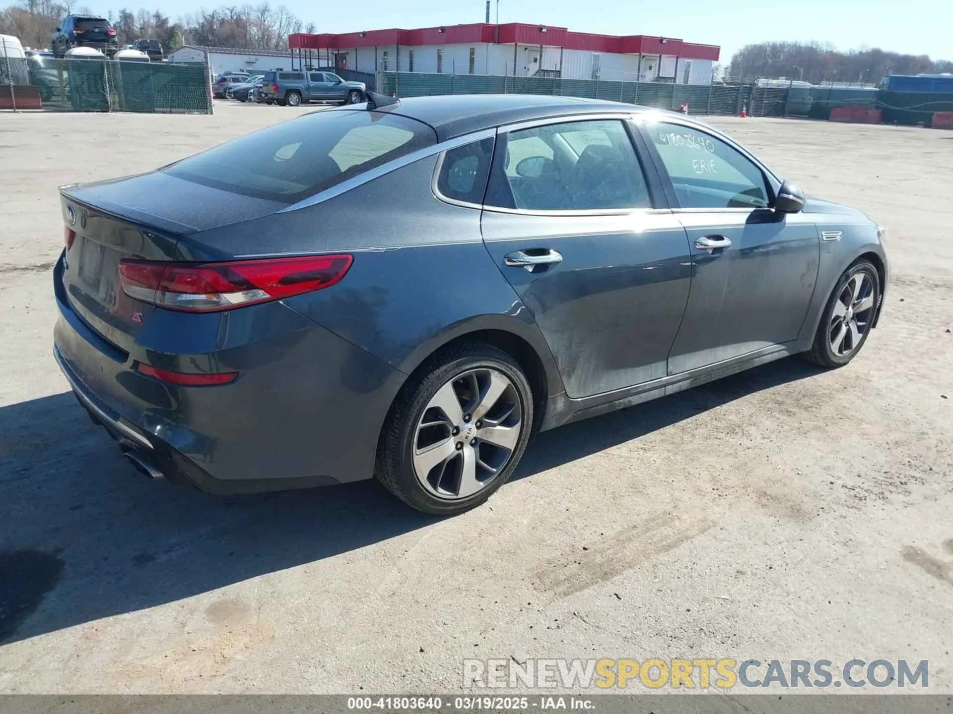 4 fotografías del automóvil dañado 5XXGT4L38KG376191 KIA OPTIMA 2019