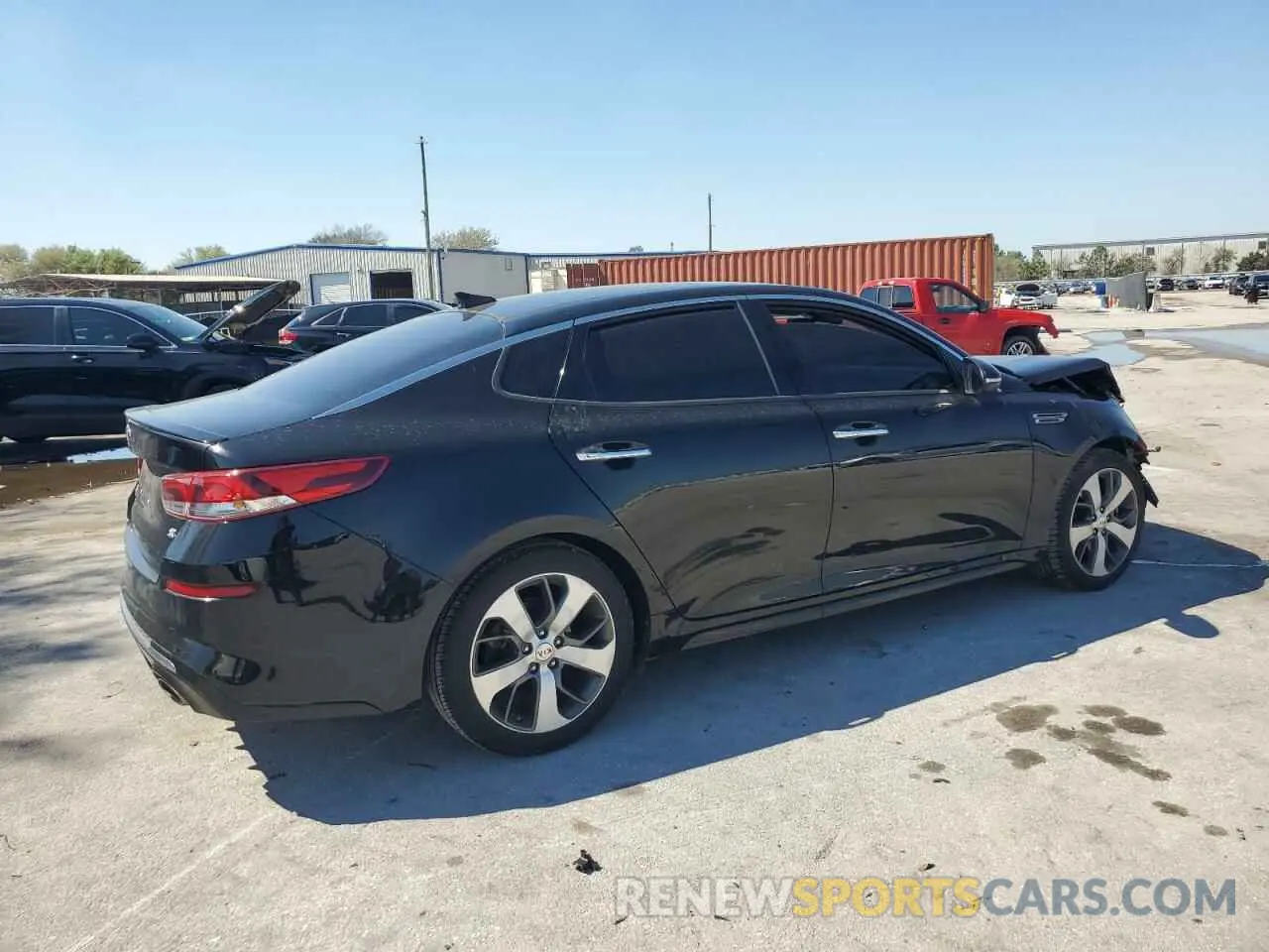 3 fotografías del automóvil dañado 5XXGT4L39KG305811 KIA OPTIMA 2019