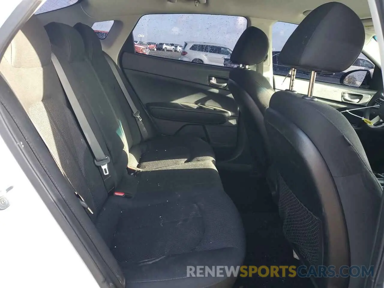10 fotografías del automóvil dañado 5XXGT4L39KG310409 KIA OPTIMA 2019