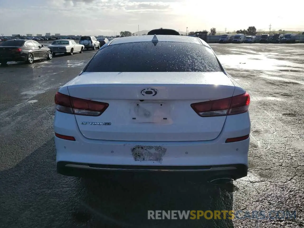 6 fotografías del automóvil dañado 5XXGT4L39KG310409 KIA OPTIMA 2019