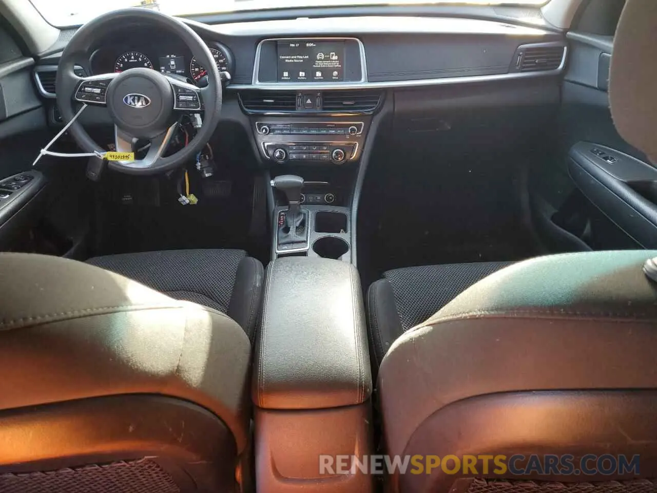 8 fotografías del automóvil dañado 5XXGT4L39KG310409 KIA OPTIMA 2019