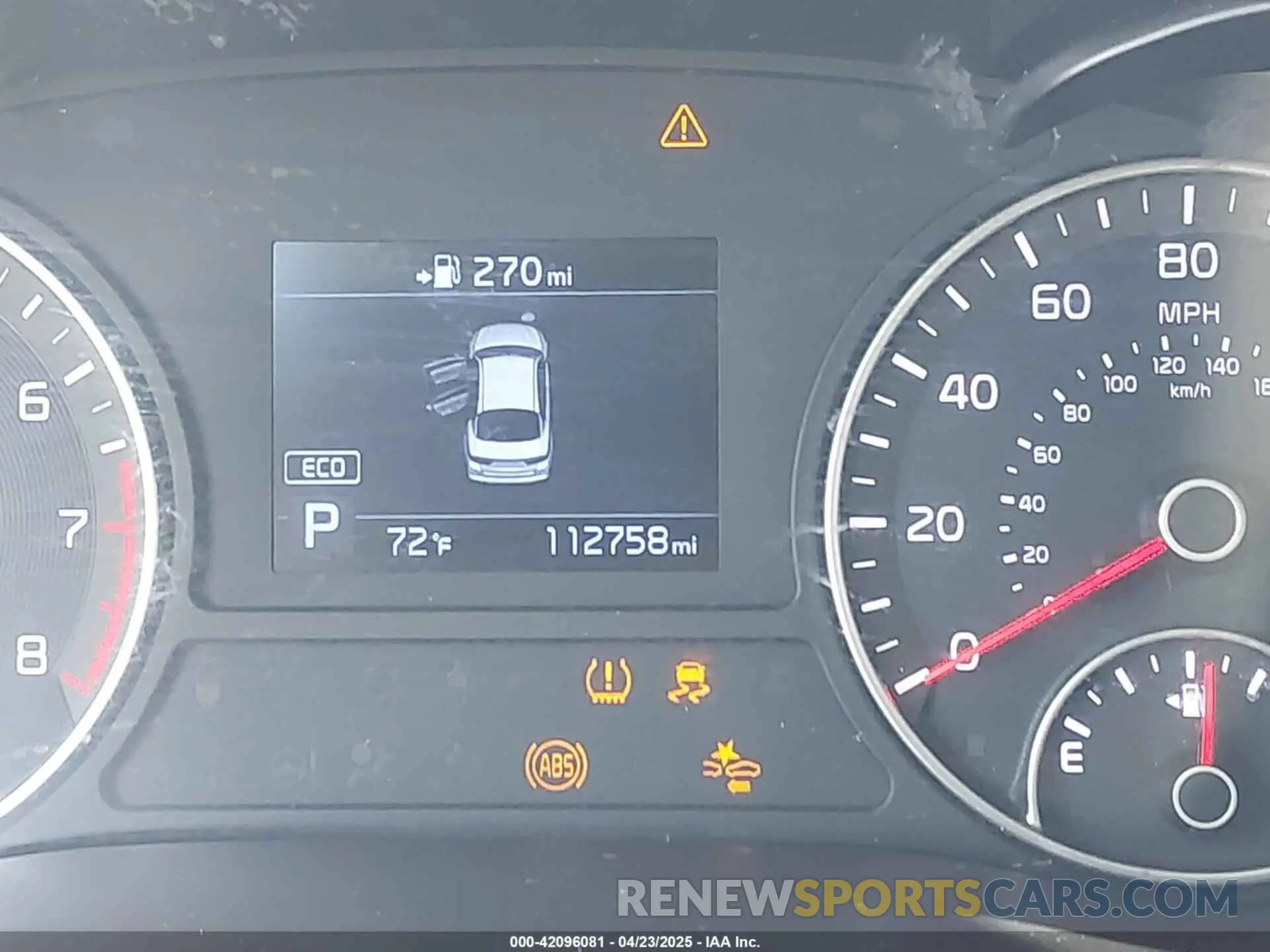 16 fotografías del automóvil dañado 5XXGT4L39KG322754 KIA OPTIMA 2019