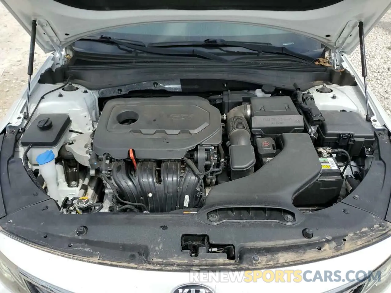 11 fotografías del automóvil dañado 5XXGT4L39KG337268 KIA OPTIMA 2019