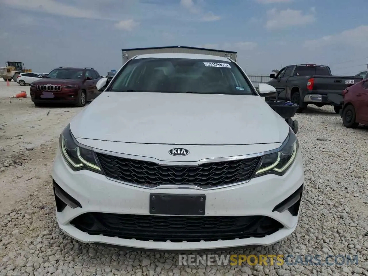 5 fotografías del automóvil dañado 5XXGT4L39KG337268 KIA OPTIMA 2019