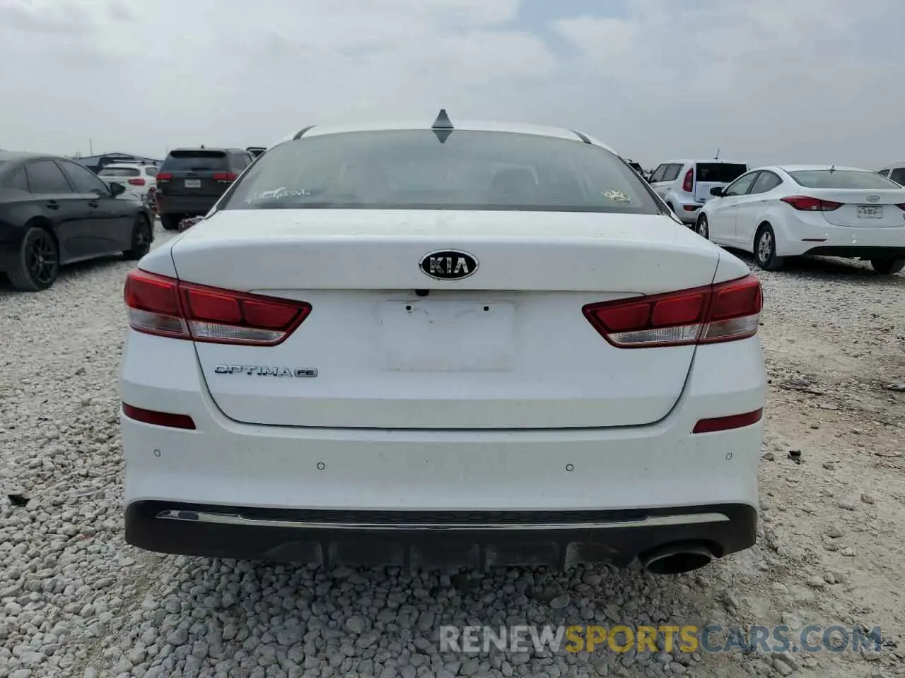 6 fotografías del automóvil dañado 5XXGT4L39KG337268 KIA OPTIMA 2019