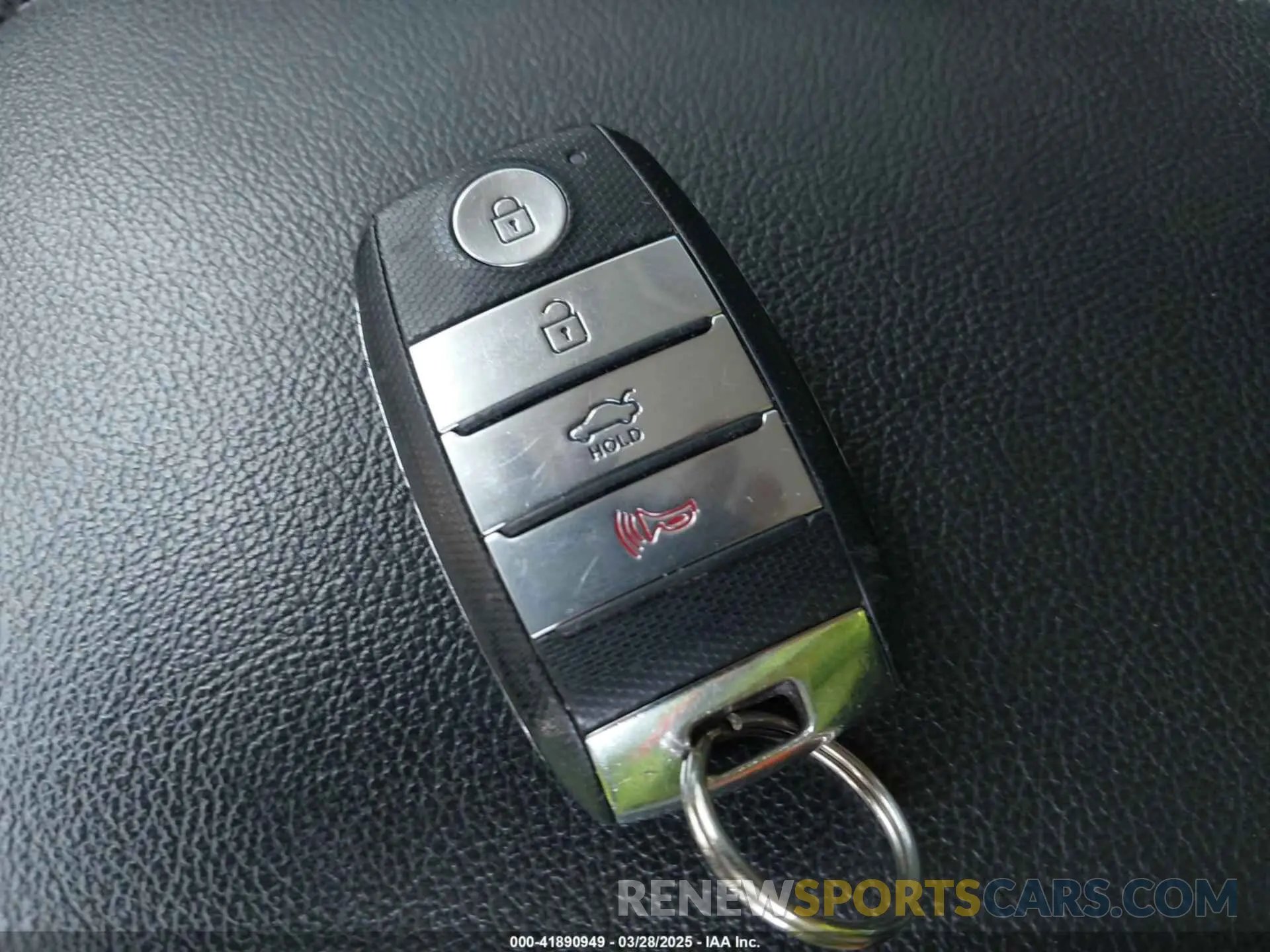 11 fotografías del automóvil dañado 5XXGT4L39KG356953 KIA OPTIMA 2019