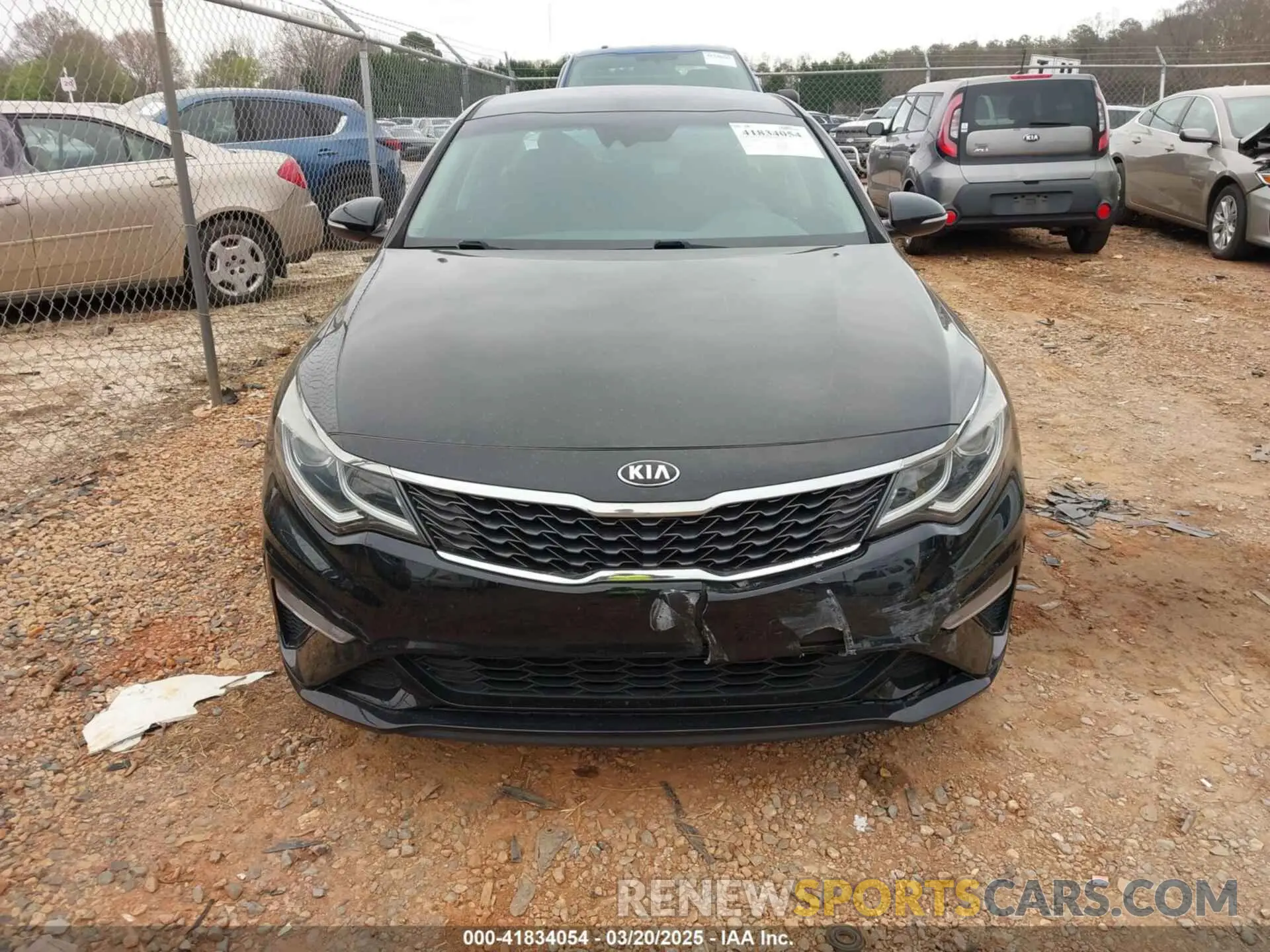 12 fotografías del automóvil dañado 5XXGT4L39KG374112 KIA OPTIMA 2019