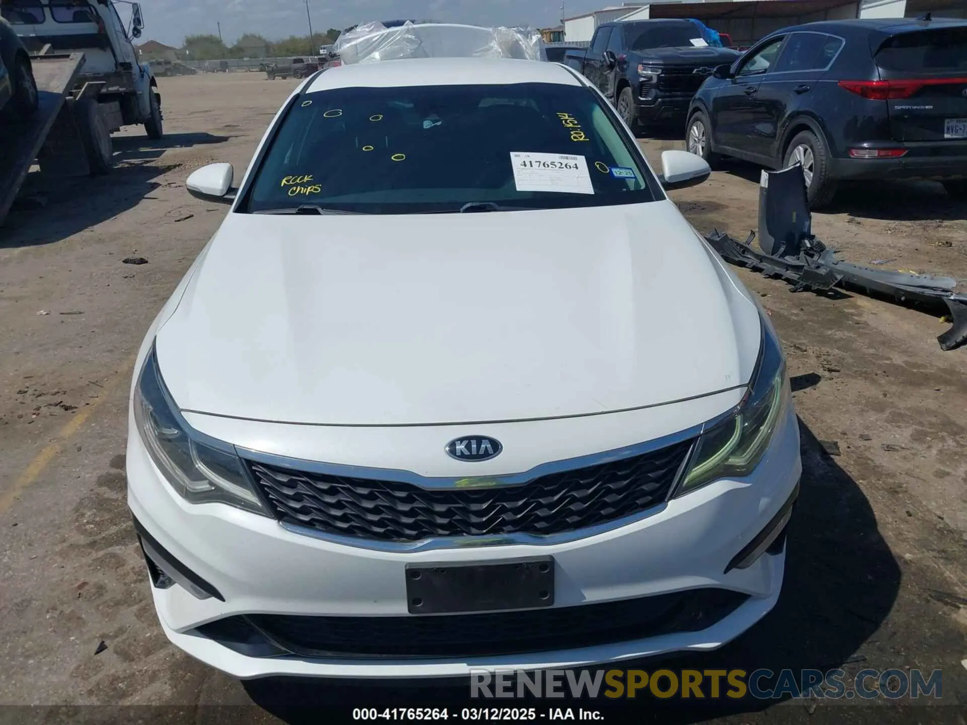 13 fotografías del automóvil dañado 5XXGT4L39KG374935 KIA OPTIMA 2019