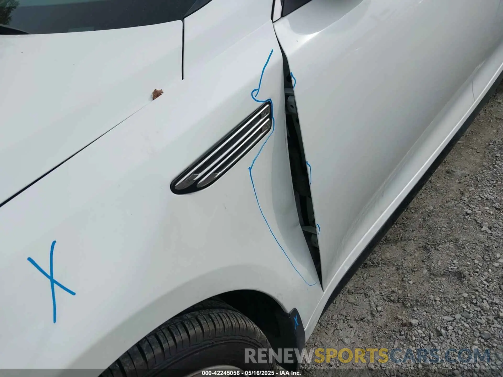 17 fotografías del automóvil dañado 5XXGT4L3XKG294267 KIA OPTIMA 2019