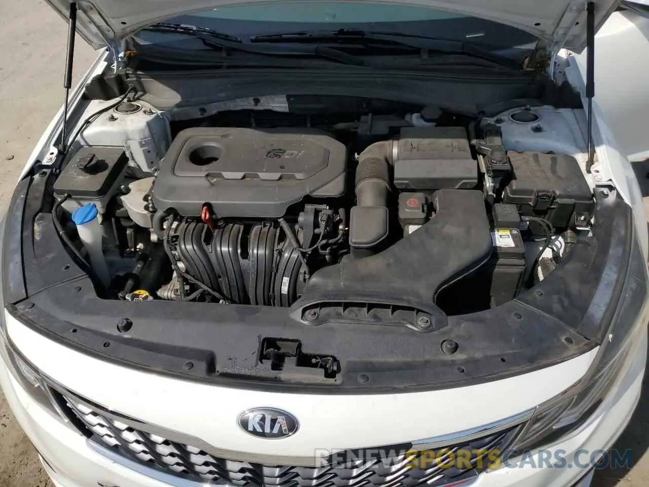 11 fotografías del automóvil dañado 5XXGT4L3XKG294706 KIA OPTIMA 2019