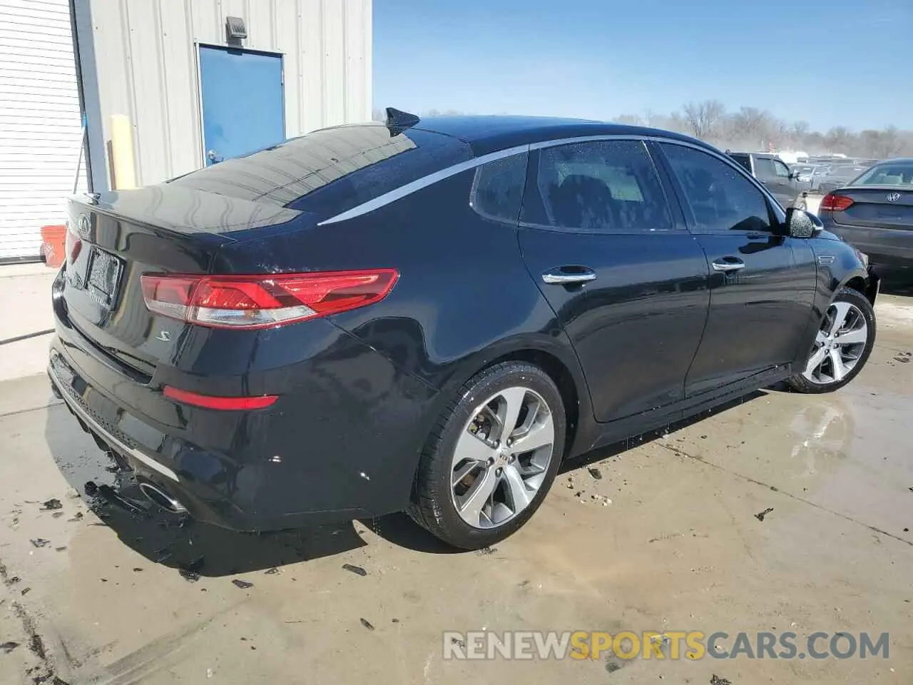3 fotografías del automóvil dañado 5XXGT4L3XKG305039 KIA OPTIMA 2019