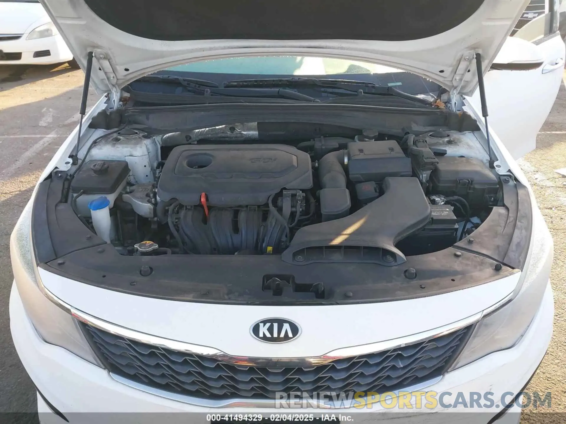 10 fotografías del automóvil dañado 5XXGT4L3XKG310001 KIA OPTIMA 2019