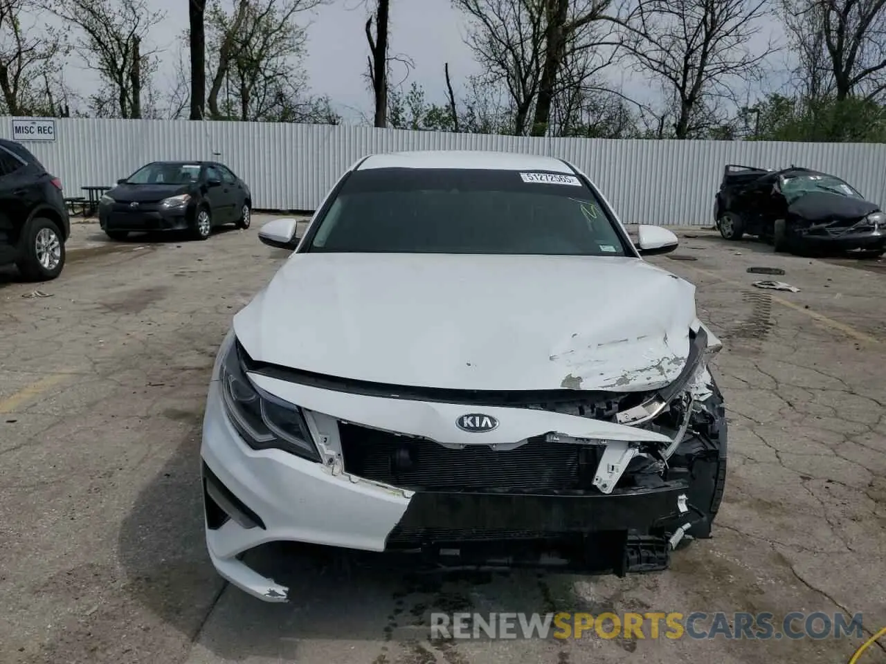 5 fotografías del automóvil dañado 5XXGT4L3XKG320057 KIA OPTIMA 2019