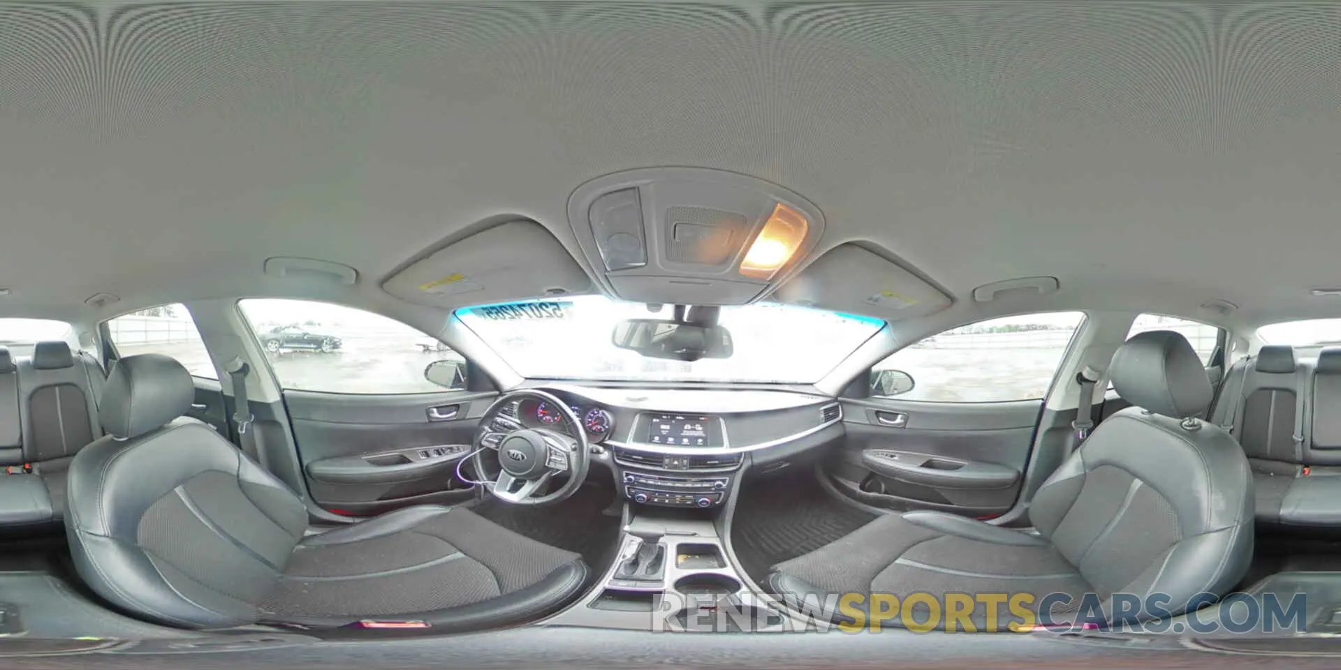 13 fotografías del automóvil dañado 5XXGT4L3XKG326389 KIA OPTIMA 2019