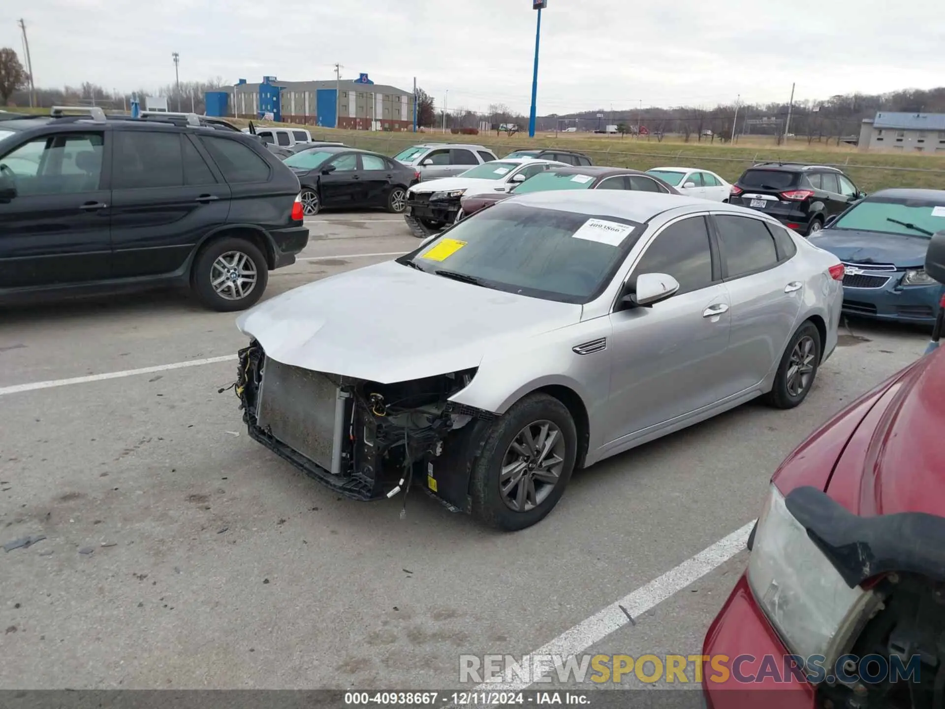 2 fotografías del automóvil dañado 5XXGT4L3XKG337425 KIA OPTIMA 2019