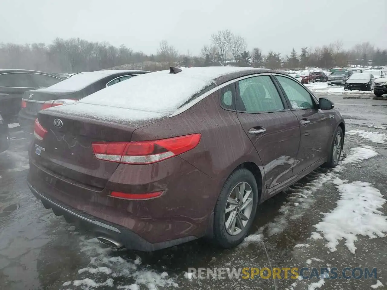 3 fotografías del automóvil dañado 5XXGT4L3XKG338252 KIA OPTIMA 2019