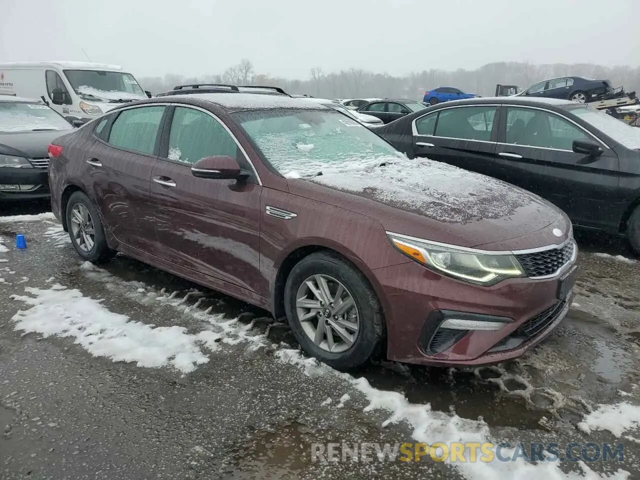 4 fotografías del automóvil dañado 5XXGT4L3XKG338252 KIA OPTIMA 2019