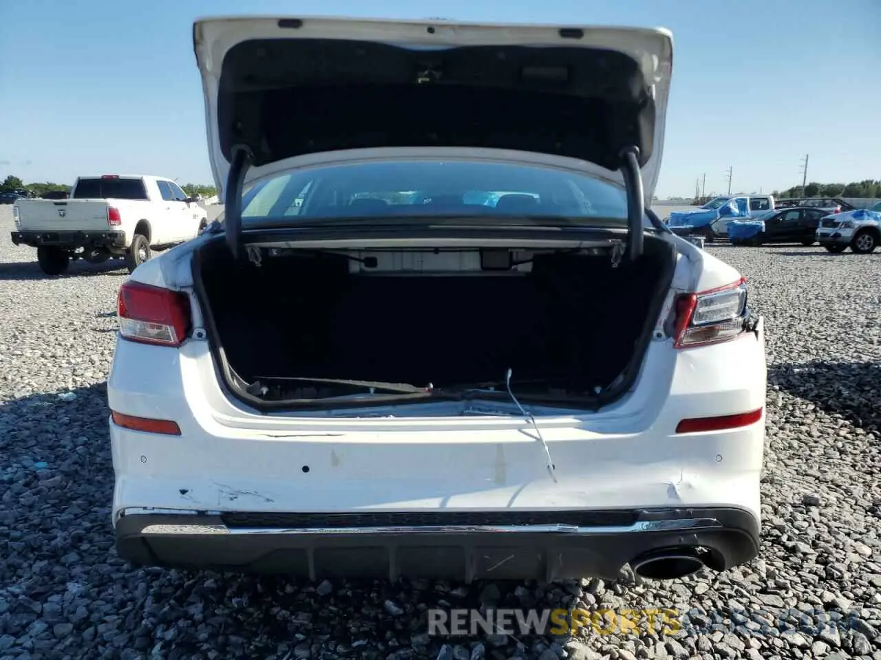 6 fotografías del automóvil dañado 5XXGT4L3XKG345072 KIA OPTIMA 2019