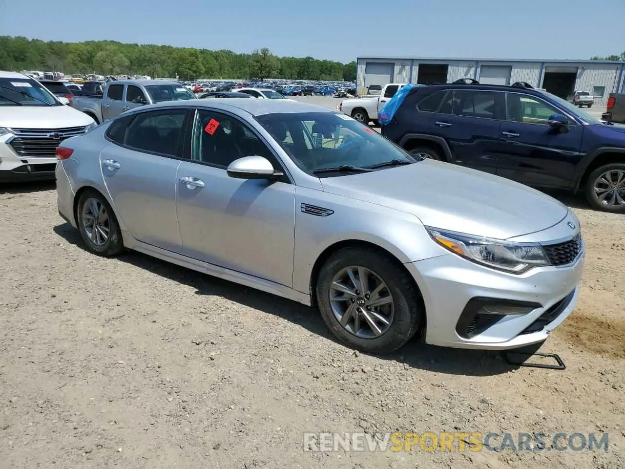 4 fotografías del automóvil dañado 5XXGT4L3XKG346898 KIA OPTIMA 2019