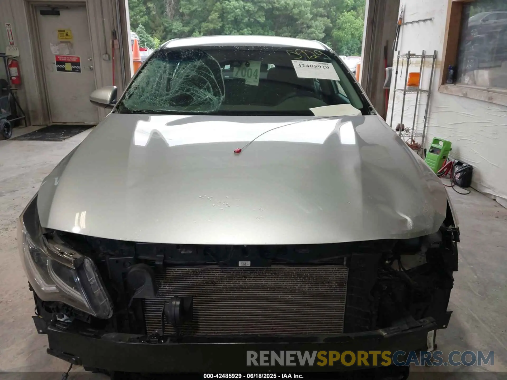13 fotografías del automóvil dañado 5XXGT4L3XKG358341 KIA OPTIMA 2019
