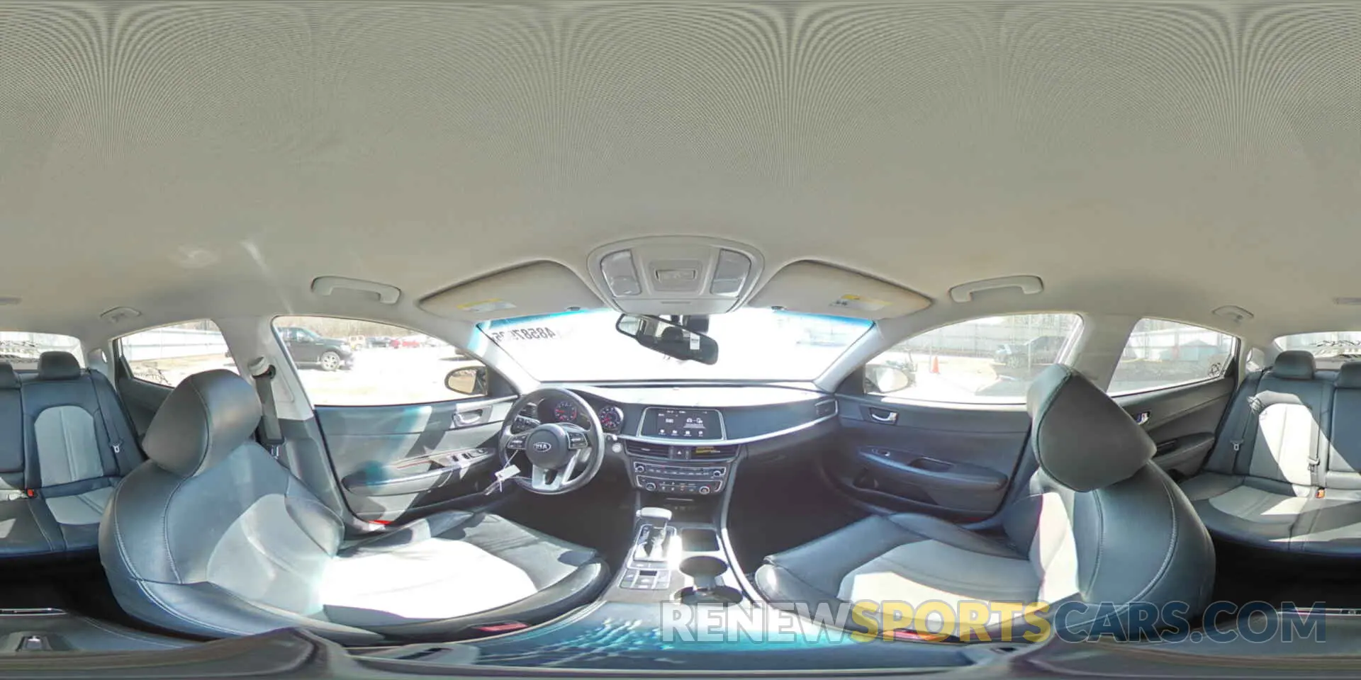 14 fotografías del automóvil dañado 5XXGU4L10KG316871 KIA OPTIMA 2019