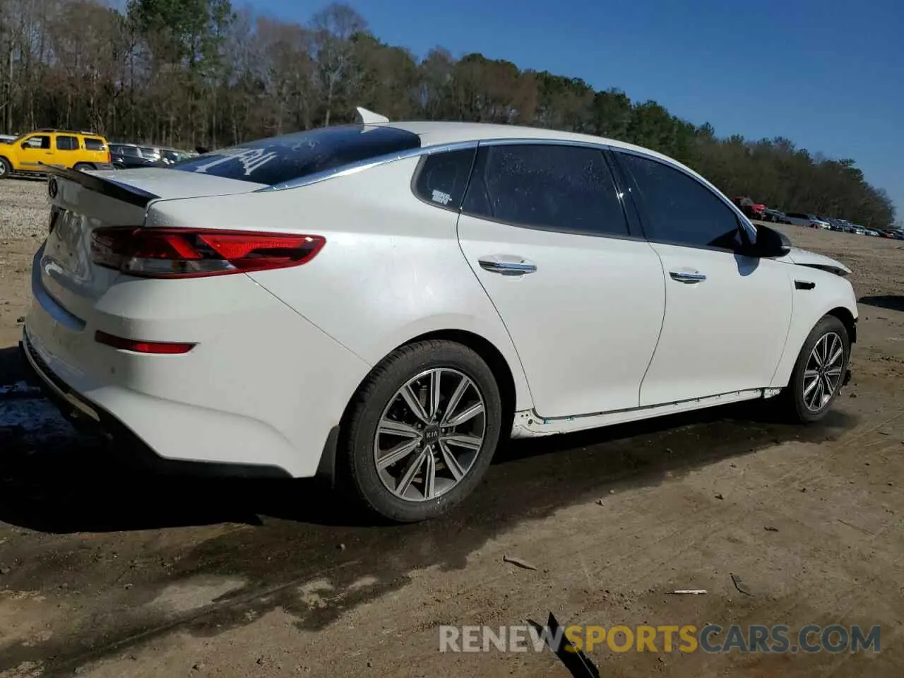 3 fotografías del automóvil dañado 5XXGU4L10KG316871 KIA OPTIMA 2019