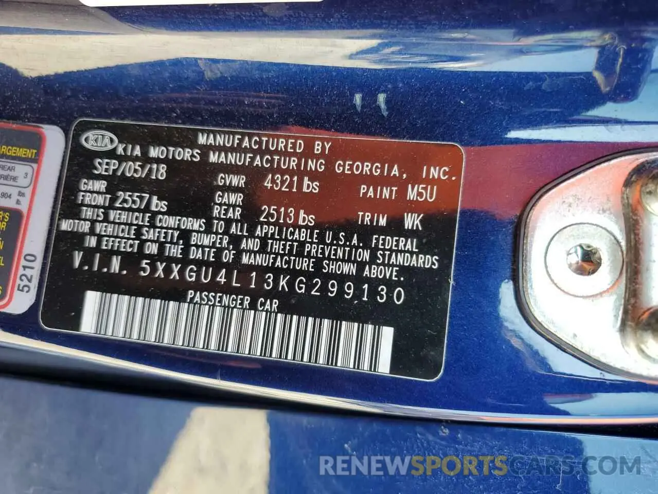 13 fotografías del automóvil dañado 5XXGU4L13KG299130 KIA OPTIMA 2019