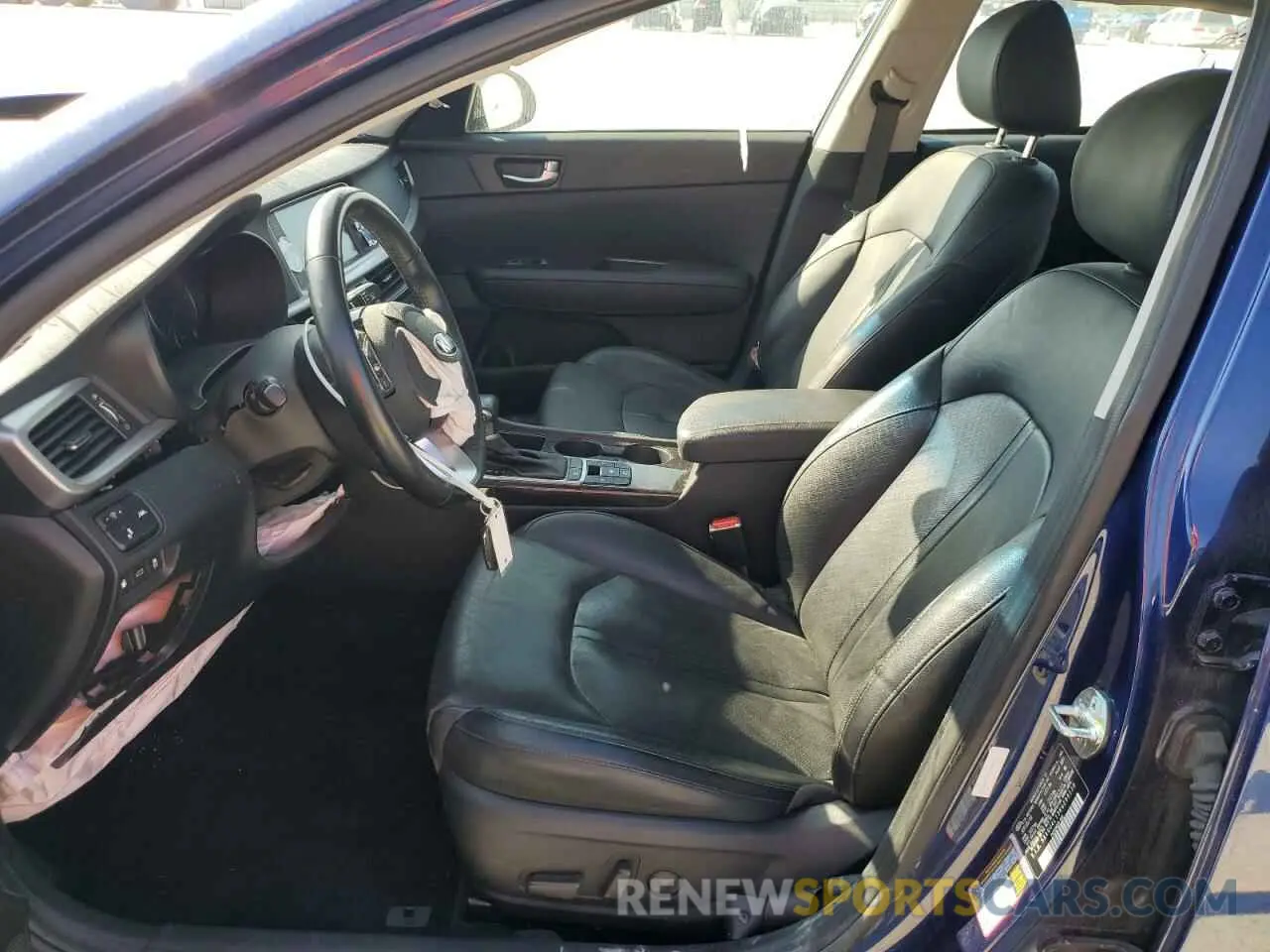 7 fotografías del automóvil dañado 5XXGU4L13KG299130 KIA OPTIMA 2019