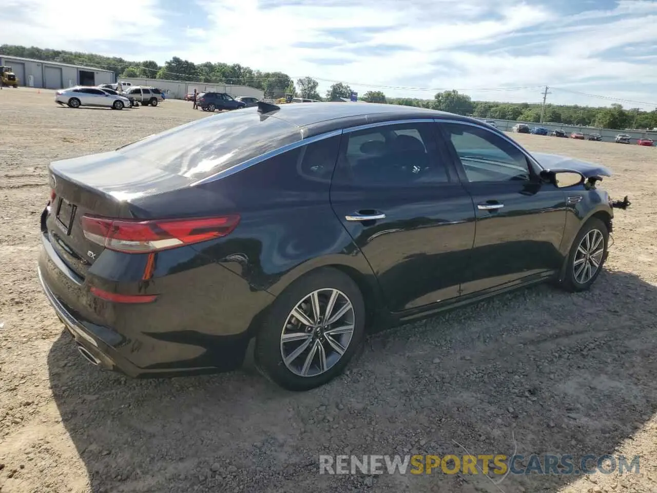 3 fotografías del automóvil dañado 5XXGU4L14KG284832 KIA OPTIMA 2019
