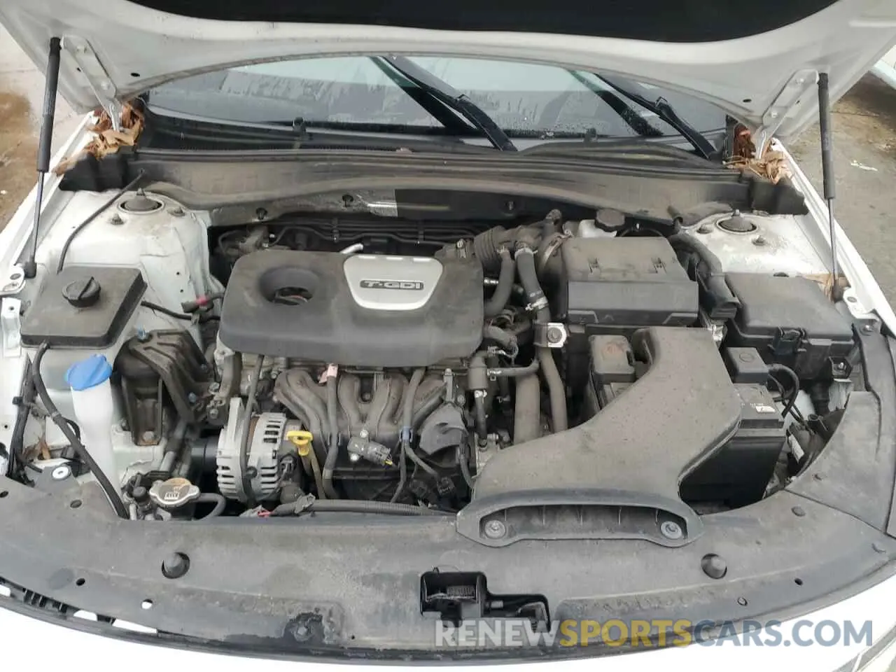 11 fotografías del automóvil dañado 5XXGU4L15KG330510 KIA OPTIMA 2019